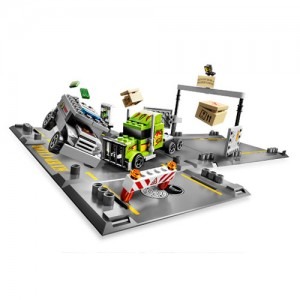 Lego - Racers atac la masina blindata