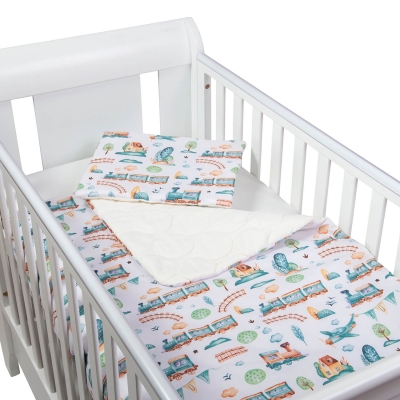 Set lenjerie matlasata 3 piese Kidizi Choo Choo, include perna, plapumioara si cearceaf