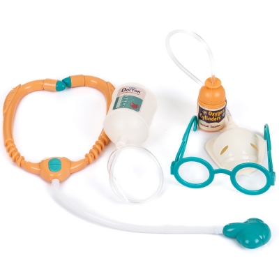 Set jucarie Doctor Chipolino cu lumini si 29 accesorii