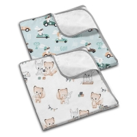 Set 2 aleze impermeabile refolosibile din bumbac 78x60 cm Kidizi Funny Rabbit Friends