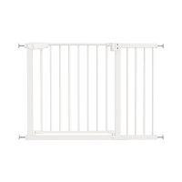 Poarta de siguranta copii Kidizi Rexa alb, reglabila 104-110 cm, montaj prin presiune, inchidere automata, certificata EN 1930