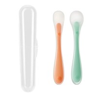 Set 2 lingurite bebe din silicon de dimensiuni diferite, fara BPA, ideala pentru diversificare 6+ luni, include cutie depozitare, Kidizi verde-orange