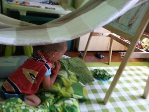 Cortul lui Robinson Crusoe