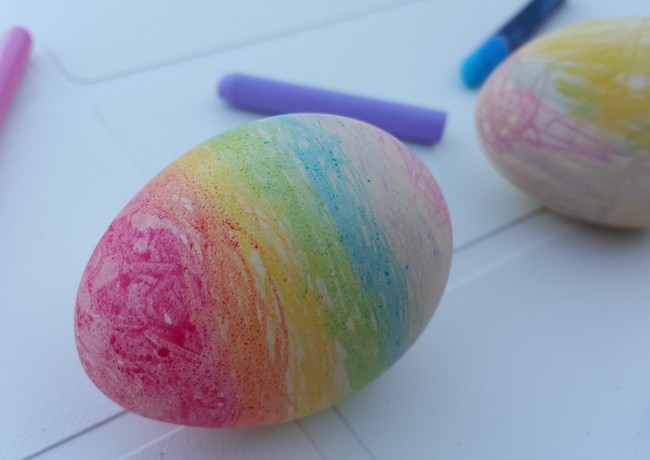 Oua de Paste ceracolorate