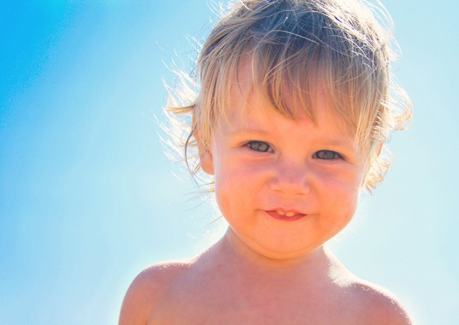 Prim ajutor oferit copilului in caz de deshidratare