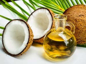 8 motive pentru care ar trebui sa consumam ulei de nuca de cocos