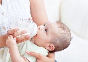 4 motive pentru care mamicile se opresc din alaptat