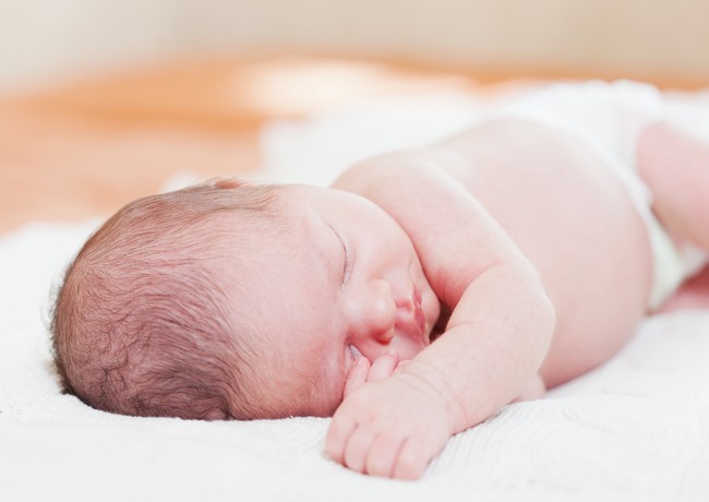 6 pasi simpli pentru ca bebelusul sa doarma mai bine