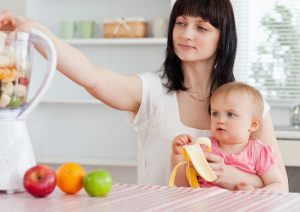 7 Reguli privind diversificarea alimentatiei la bebelusi
