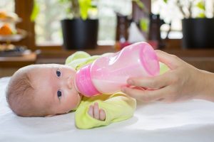 Sfaturi pentru intarcarea delicata a bebelusului