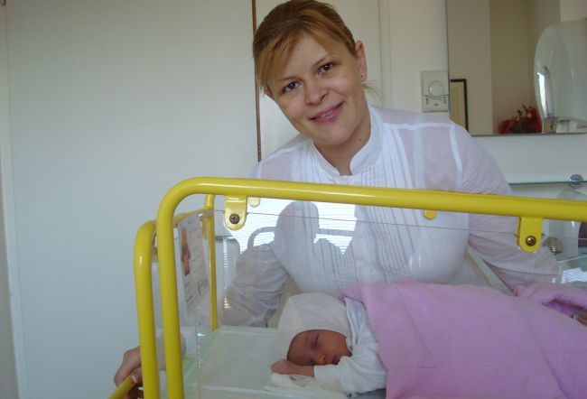 Sanda Ladosi - 7 incercari esuate si 2 minuni in viata ei