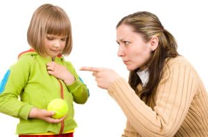 3 greseli comise de parinti in educarea copilului